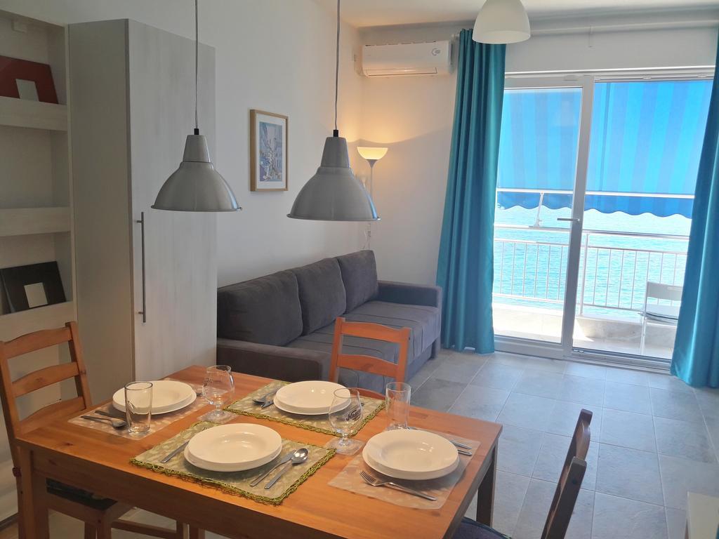 Two Palms Apartment 苏托莫雷 外观 照片